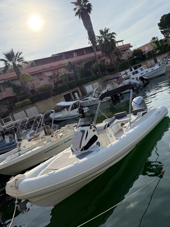 Imbarcazioni Gem Boat per il noleggio — foto 20