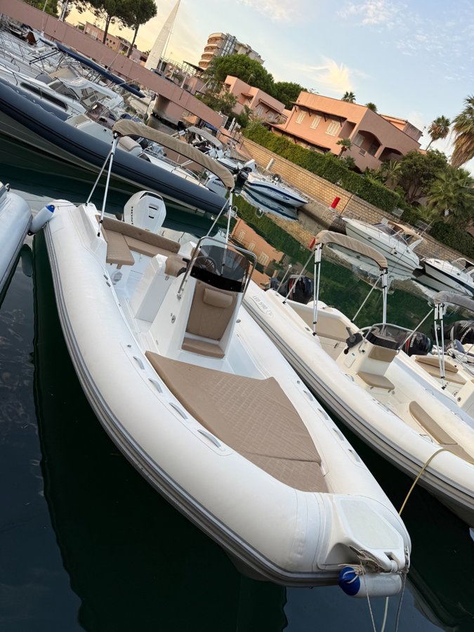 Imbarcazioni Gem Boat per il noleggio — foto 9